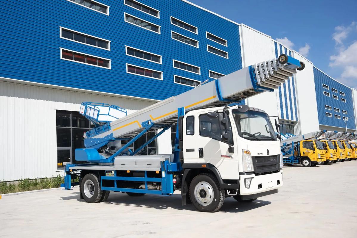 蚌埠蚌山出租云梯车高空作业车 建筑垃圾搬运